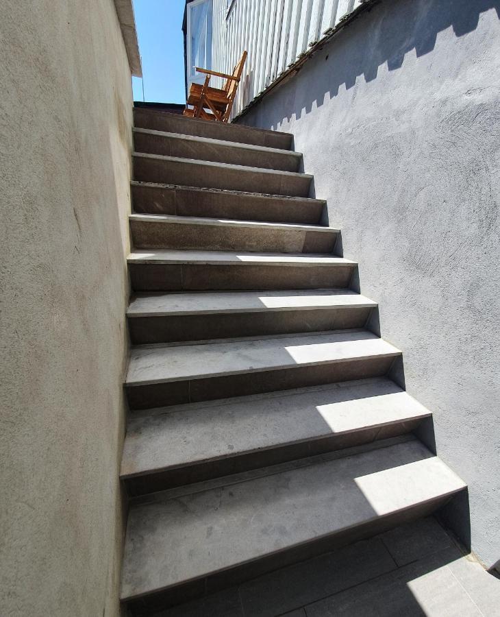 Byxelkrok, Solis Bagian luar foto